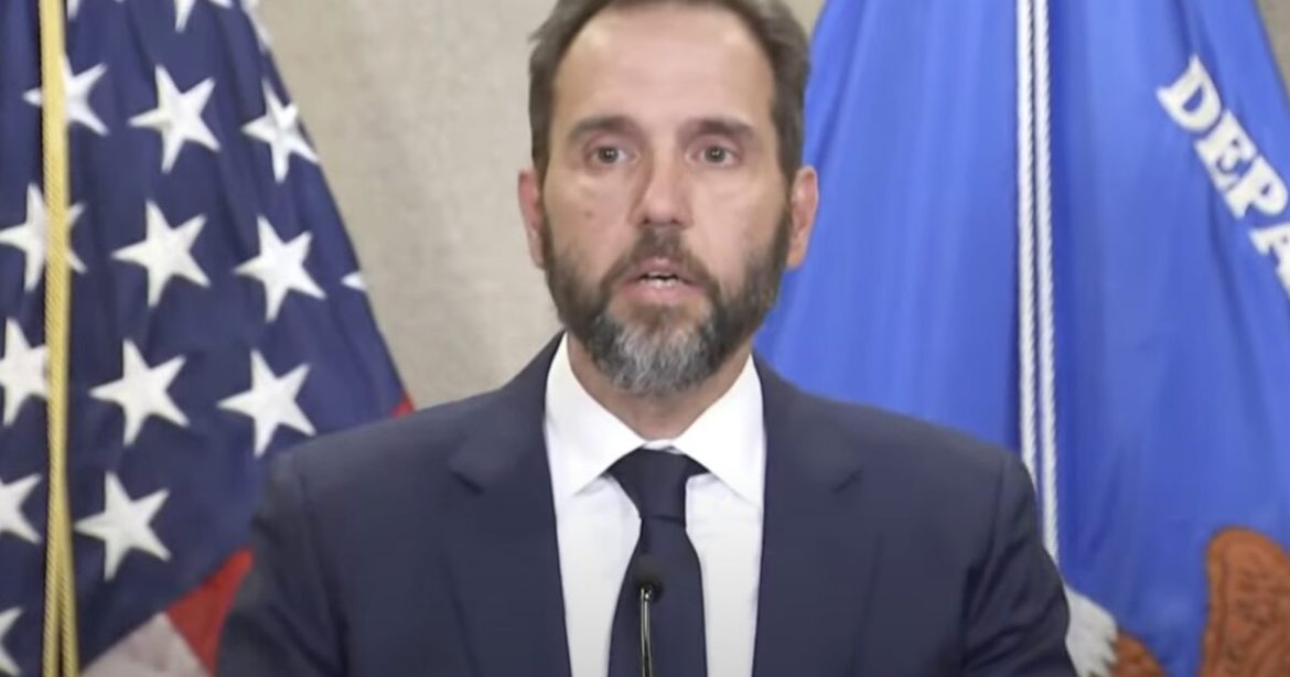 FBI Shuts Down ‘Corruption Squad’ That Backed Jack Smith’s Witch Hunt Against President Trump